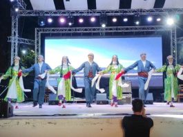 Coup d’envoi festif du 15e Festival international de danse populaire: Culture et diversité au théâtre de plein air Saïm Lakhdar