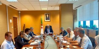 Foire commerciale intra-africaine (IATF 2025): Zitouni préside une réunion de coordination consacrée au suivi des préparatifs