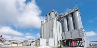 Ciment vert: Ghrieb annonce le lancement deux nouvelles usines de ciment vert à Djelfa et Relizane et une ligne supplémentaire à Adrar