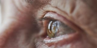 Ce signe au niveau des yeux prédit une perte de mémoire, alerte les chercheurs