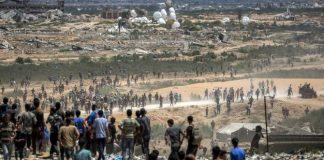 Ghaza: Un camion de vivres se retourne sur la foule, 20 martyrs