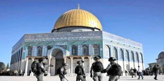 Palestine: Des dizaines de colons sionistes prennent d’assaut l’esplanade d’Al-Aqsa