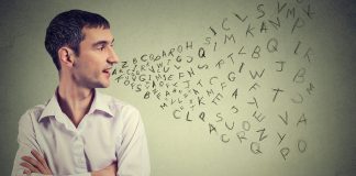 Parler sans émettre le moindre son, le pari technologique d’une start-up américaine