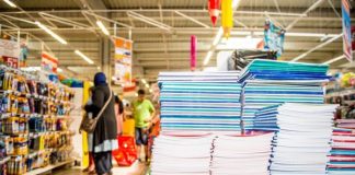 Ouverture des expositions et des marchés de proximité pour la vente de fournitures scolaires à Souk-Ahras et El Tarf