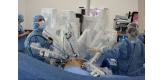 Caravanes médicales: Lancement d’un programme de chirurgie endoscopique pour les enfants scolarisés à Guelma