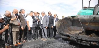Infrastructures et mobilité dans le Sud-Ouest: À Naâma, Djellaoui inspecte les grands chantiers routiers, ferroviaires et aéroportuaires