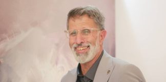 Exposition: L’artiste-plasticien Mourad Abdellaoui expose ses œuvres à Alger