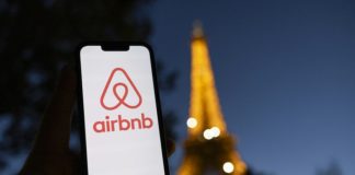 France: Une plateforme de réservation en ligne accusée de « soutenir les crimes de guerre » de l’entité sioniste en Palestine