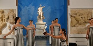 Jeux Olympiques d’hiver 2026: Le relais de la flamme olympique a débuté mercredi à Olympie