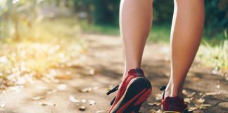 Marcher mieux plutôt que plus: Une seule marche de 15 minutes par jour suffit à protéger le cœur