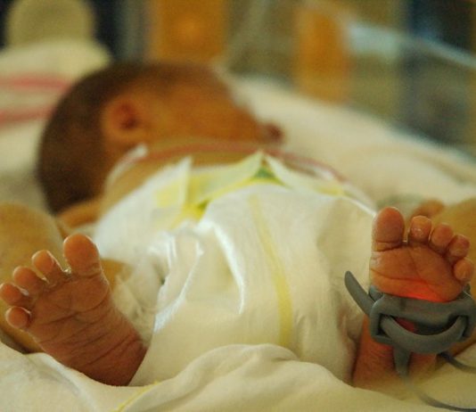 Ce bébé est le plus lourd et le plus long du monde