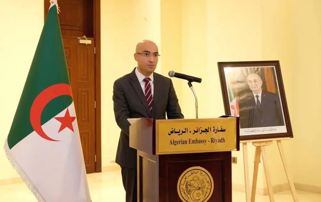 Chaib rencontre à Riyadh des membres de la communauté algérienne ...