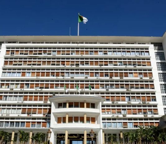 Hadj 2026: Le président de la République alloue un quota supplémentaire de 2000 carnets de hadj aux personnes âgées de 70 ans et plus