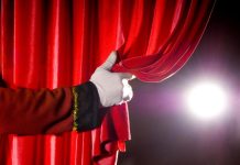 Oran: Deuxième édition du Mois du théâtre, hommage aux grandes figures théâtrales