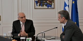 Diplomatie: Attaf reçu par le Premier ministre grec