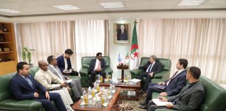 Diplomatie: Bouamama reçoit le ministre des Communications et de la Technologie de la République fédérale de Somalie