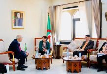 Coopération culturelle bilatérale: Bendouda et l’ambassadeur tchèque examinent les moyens de renforcer la coopération culturelle entre les deux pays