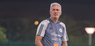 EN: à propos de la liste des joueurs retenus: Petkovic demeure le seul maître à bord et le principal responsable