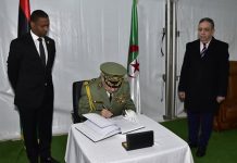 Décès du chef d’état-major de l’armée libyenne: Chanegriha signe le registre de condoléances