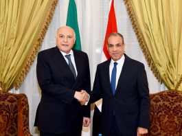 2e session du Forum de partenariat Afrique-Russie: Attaf s’entretient au Caire avec ses homologues, égyptien et tanzanien