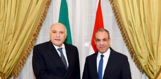 2e session du Forum de partenariat Afrique-Russie: Attaf s’entretient au Caire avec ses homologues, égyptien et tanzanien