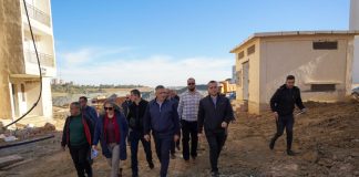 Alger: Le ministre de l’Habitat inspecte le projet du Pôle financier de Sidi Moussa