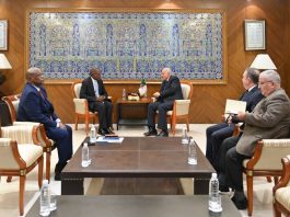 Ahmed Attaf reçoit le nouvel ambassadeur de Namibie: Remise des copies des lettres de créance au siège du ministère