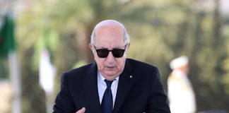 Présidence: Le président de la République présente ses condoléances suite au décès de Hadj Mohamed Achour Kherrazi, l’un des notables de la wilaya d’Adrar