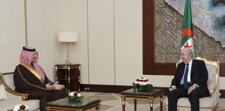 Présidence: Le président de la République reçoit le Prince Abdelaziz ben Saoud ben Nayef ben Abdelaziz Al Saoud