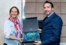 Renforcement de la coopération économique algéro-française: Kamel Moula et Ségolène Royal débattent des moyens