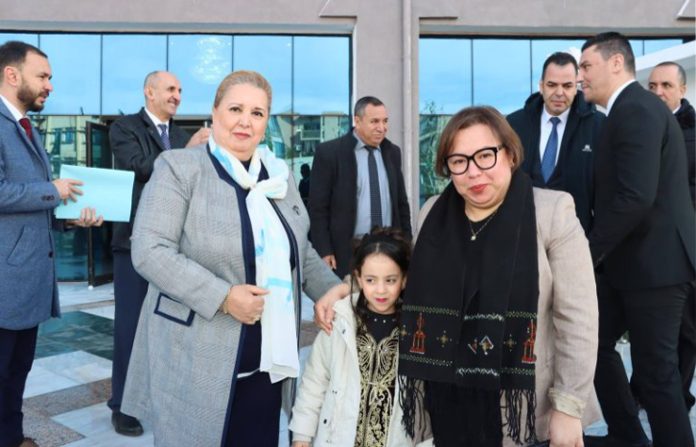 p 4 3 Nassima Arhab Buira