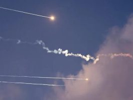 L’Iran riposte aux frappes américano-sionistes par des salves de missiles