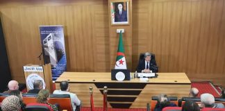 Remise des accréditations au profit des responsables des médias étrangers accrédités en Algérie: Bouamama préside une rencontre