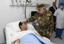 Crash d’un avion de transport militaire en 1ère Région Militaire: Le Général d’Armée Saïd Chanegriha rend visite aux blessés