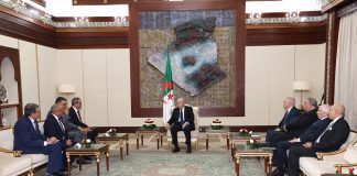 Présidence: Le Président de la République, reçoit le président du Conseil national des régions et des districts de la République tunisienne