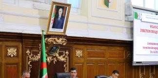 13 circonscriptions administratives définies par décret présidentiel: Alger redessinée administrativement