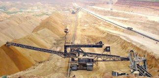 3,5 milliards de tonnes de fer et 10 millions de tonnes de phosphate en ligne de mire: L’Algérie passe à l’échelle industrielle