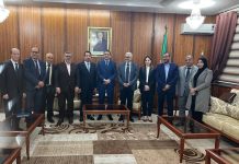 Industrie pharmaceutique: Aït Messaoudene et Kamel Moula plaident pour la souveraineté nationale