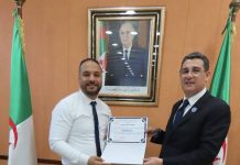 Santé: Ait Messaoudene honore des ingénieurs en informatique pour leur rôle dans la numérisation du secteur