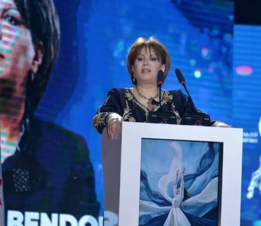 Mme Bendouda préside la cérémonie d’ouverture du 6ème Festival du filmméditerranéen d’Annaba