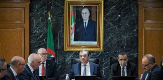 3 secteurs mobilisés pour réduire les importations industrielles: Hydrocarbures, industrie et énergie unissent leurs capacités