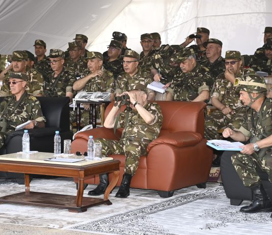 Visite du chef d’état-major à la 3e Région militaire: Chanegriha supervise l’exercice « Fierté 2026 »