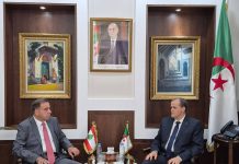 Commerce: Rezig reçoit l’ambassadeur du Liban en Algérie