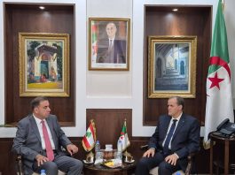 Commerce: Rezig reçoit l’ambassadeur du Liban en Algérie