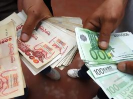Algérie: Les raisons de l’écart entre le cours officiel du dinar et celui du marché parallèle