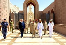 Au 4e jour de sa visite au Sultanat d’Oman: Le Général d’Armée Saïd Chanegriha visite le Collège militaire technique à Mascate