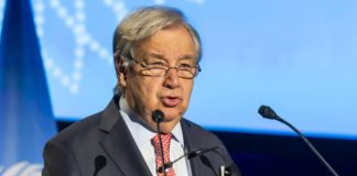 Le chef de l’ONU appelle à une gouvernance mondiale « pensée et organisée » de l’IA