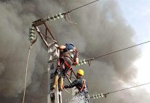 Trois kilomètres de lignes électriques dévorés par les flammes