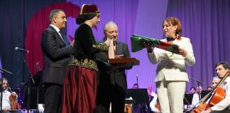 64e anniversaire de l’Indépendance: Bendouda célèbre l’héritage de Mohamed Fawzi, compositeur de«Kassaman»