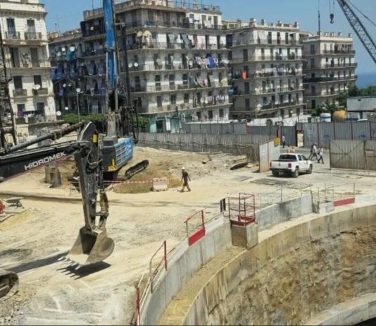 Mobilité urbaine: Djellaoui accélère le chantier d’extension du métro entre la Place des Martyrs et Bab El Oued